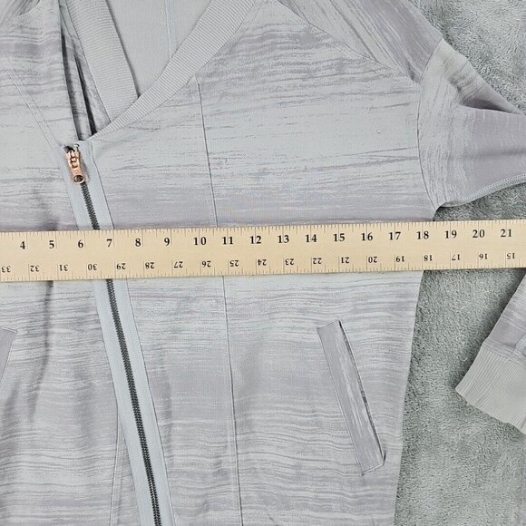 Lululemon Mul Bundle Wrap Womens Size 2 Gray Asymmetric Zip Jacket Athleisure - Picture 7 of 8
